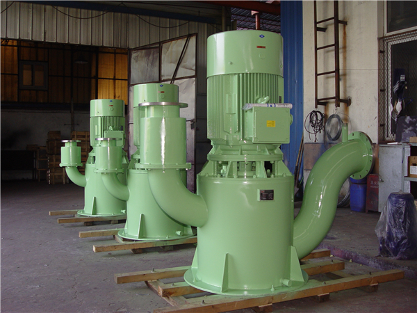 无密封自控自吸泵