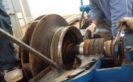 水泵打水时有响声什么原因？